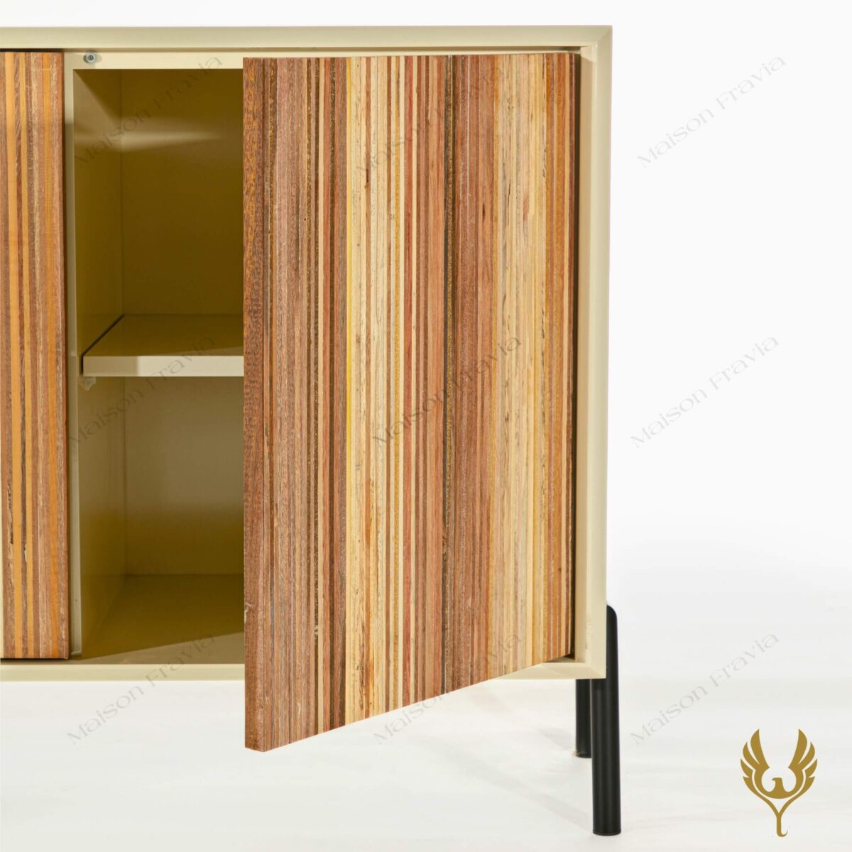 Kệ Tủ Cánh Gỗ Thịt Stripey Woody Cabinet 3 cánh - Fravia - Nội Thất Life